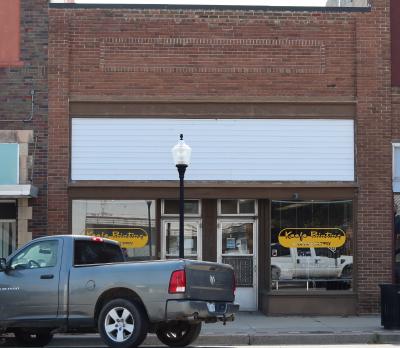 The building that once housed Summit Barber Shop is now home to Keefe Printing.